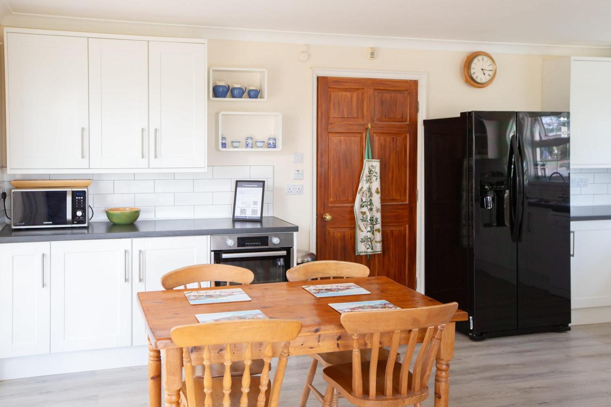Stunning 6 Bedroom Cottage Near Cornish Coast Б'юд Екстер'єр фото