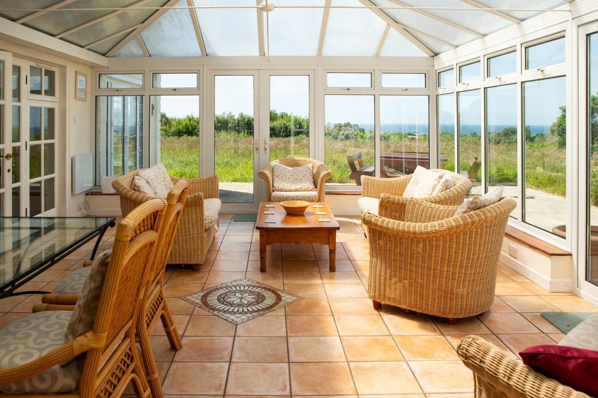 Stunning 6 Bedroom Cottage Near Cornish Coast Б'юд Екстер'єр фото