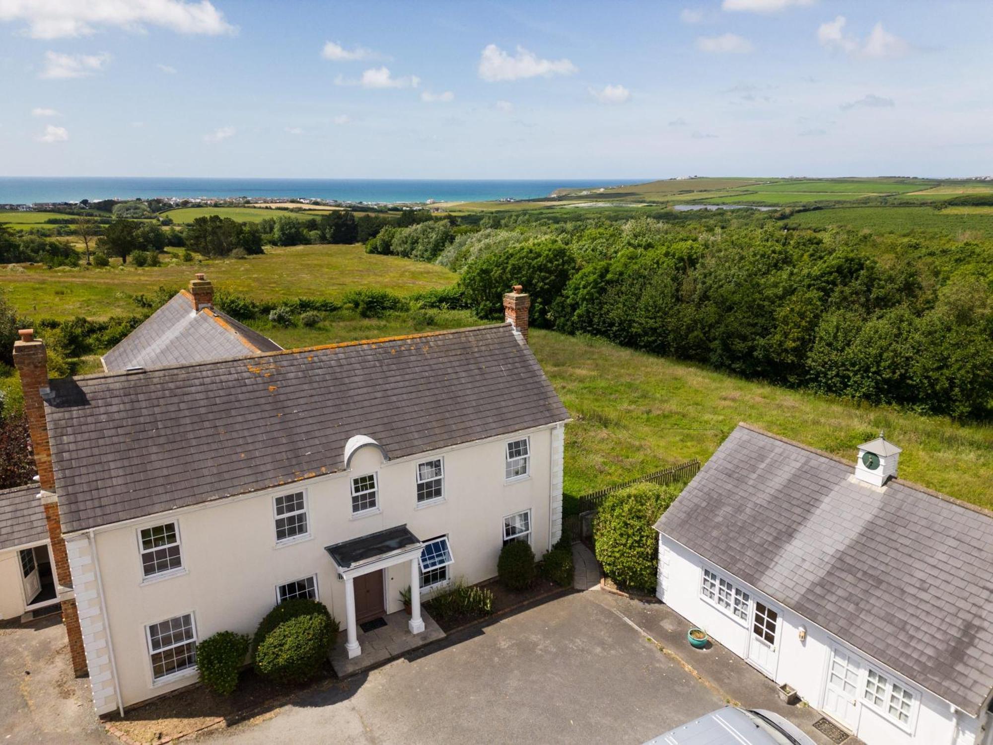 Stunning 6 Bedroom Cottage Near Cornish Coast Б'юд Екстер'єр фото
